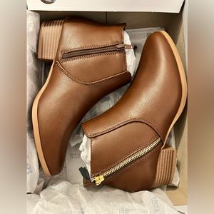 Croft & Barrow Women’s Ankle Boots, Cognac, 8 Wide